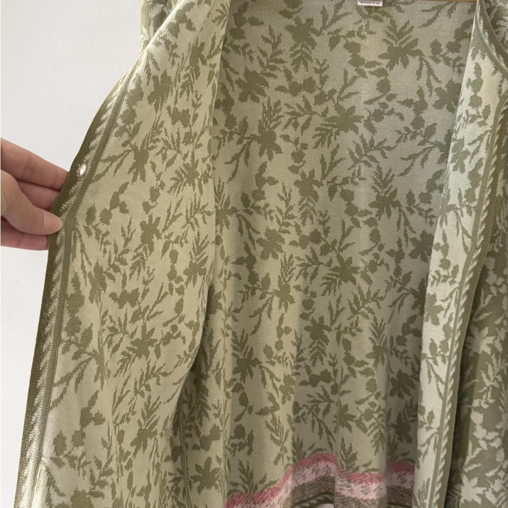 Pendleton Olive Green Floral Jacquard Cardigan with Pink Accent! Large! - Picture 3 of 7